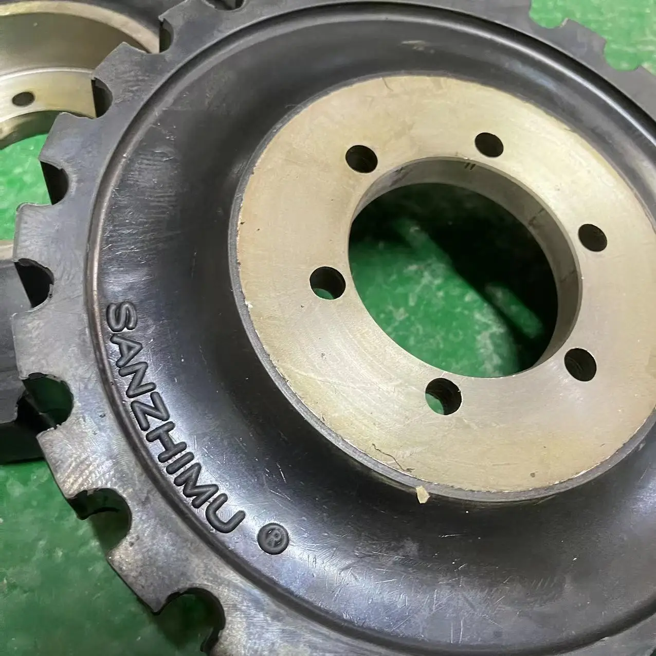 Air Compressor Parts  1615682500 Rubber Flexible Coupling Industrial Compressor