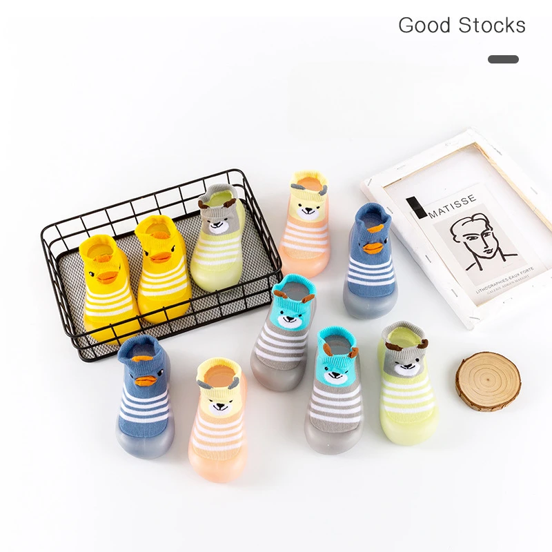 Little Yellow Duck Infant Walking Shoes Spring and Autumn Soft Sole Baby Shoes Non slip Preschool Floor Indoor Socks and Shoes