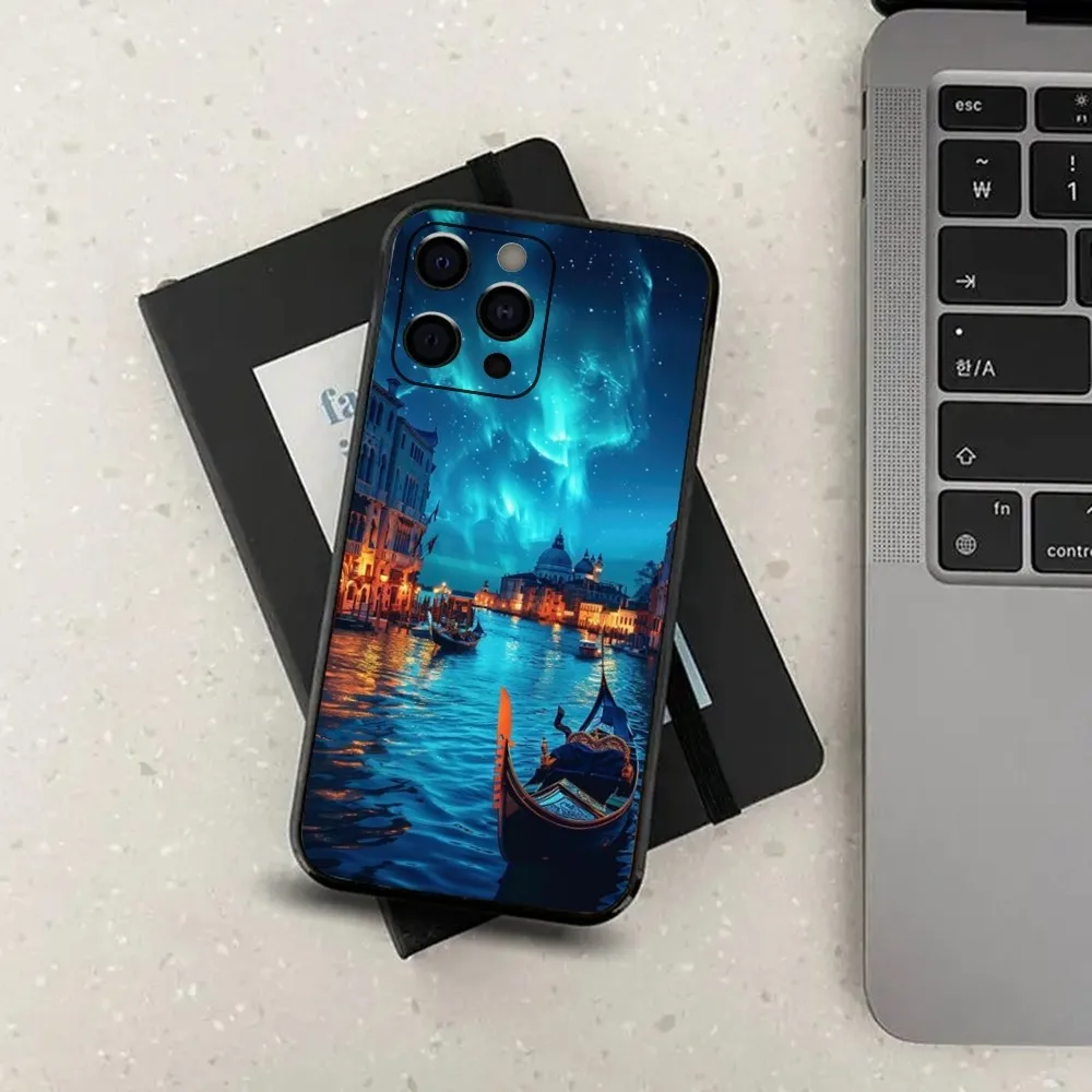 حافظة هاتف Street Venice من إيطاليا للسفر لهاتف Apple iPhone 15,14,13,12,11,Pro,X,XS,Max,XR,Plus,Mini Soft Black Cover