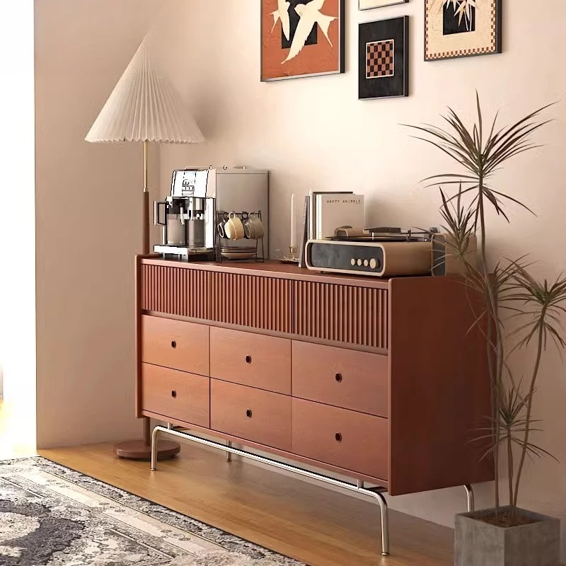 خزانة من الخشب الصلب بتصميم عتيق من الشمال، وخزانة جانبية للتخزين في غرفة المعيشة، وغرفة النوم، وتخزين شقة صغيرة بجانب السرير مع أدراج