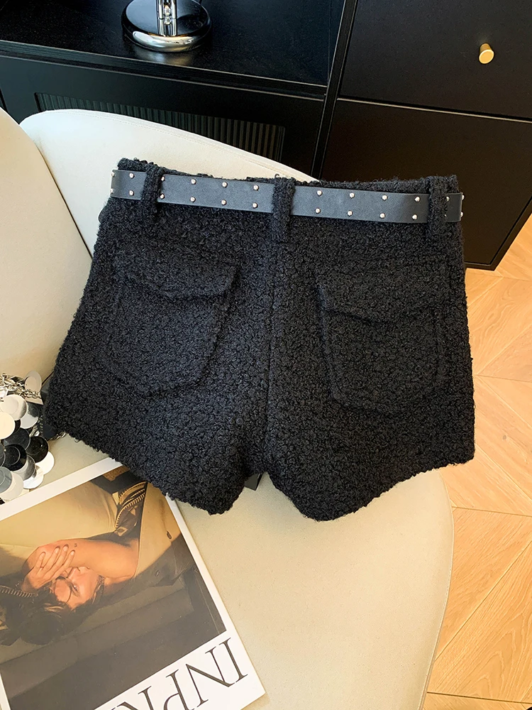 Pantalones cortos Retro de lana de cordero para mujer, pantalones de pierna recta cálidos y adelgazantes, gruesos, de cintura alta, para otoño e invierno