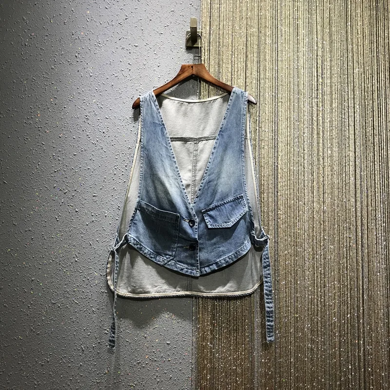 

Европейский свободный винтажный джинсовый жилет для женщин, летняя новая утягивающая ковбойская короткая куртка без рукавов с универсальными зажимами на одной пуговице
