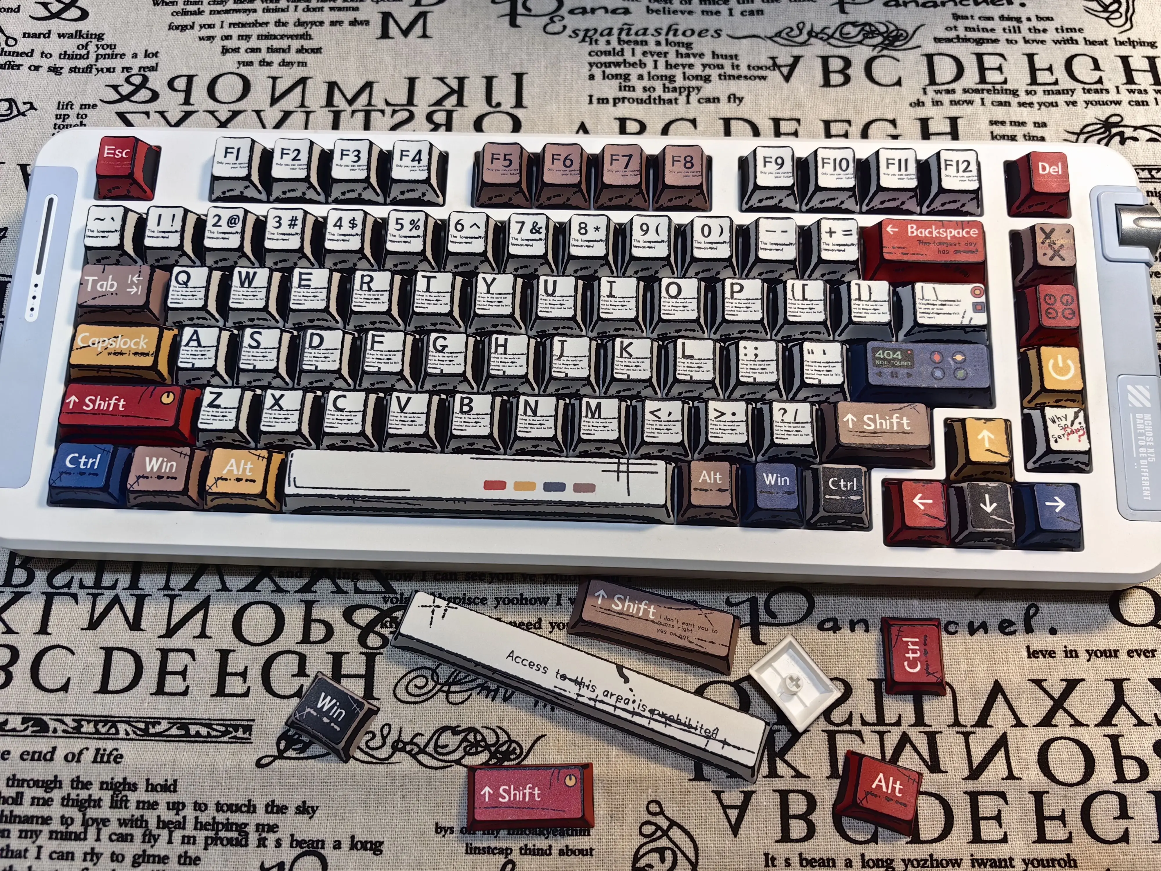 Classic ink and wash newspaper diffuse change keycap, all five sides are sublimated, original factory height boxed.