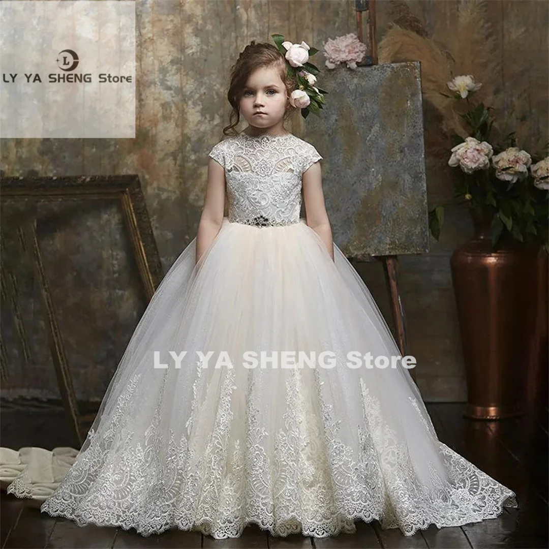 

Flower Girls Dresses for Wedding Lace Appliques Beading Short Sleeve Ball Gowns Custom Holy First Communion Gowns for Girls