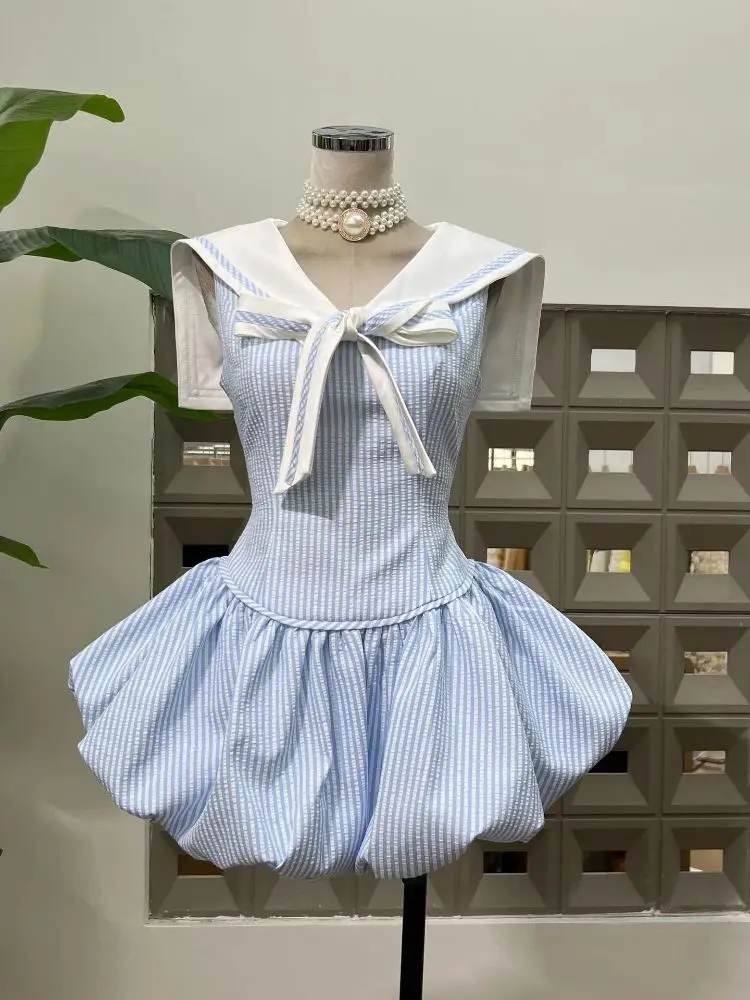 Zabawne, urocze, designerskie, letnie, nowe sukienki damskie, wiązane, w paski, granatowe, z falbankami, na przyjęcie urodzinowe, do klubu, wieczorowe, dla celebrytek.