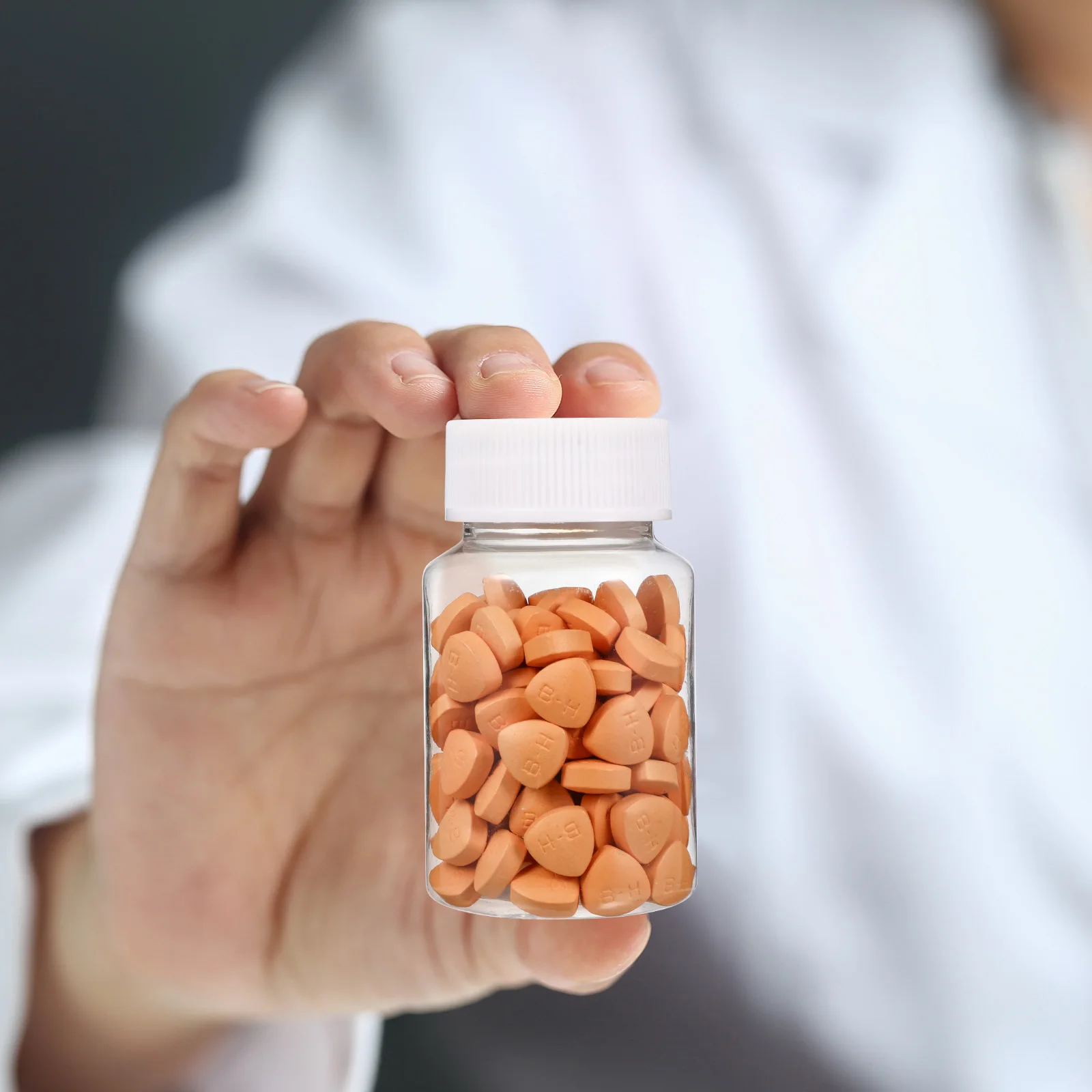 

12Pcs Clear Pet Plastic Container Bottles Screw Lid Leakproof Storage for Pills Capsules Powder Herbal Vitamins Experiment Home