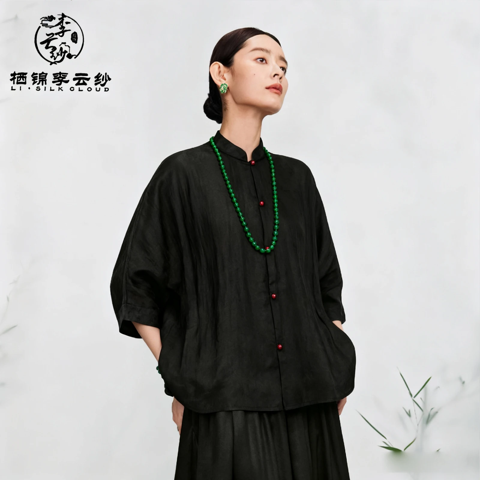 

Guangdong Black Pearl Gambiered Guangdong Gauze xiangyunsha Top - 100% Real Silk Fabric, Soft Skin-Friendly Casual Blouse
