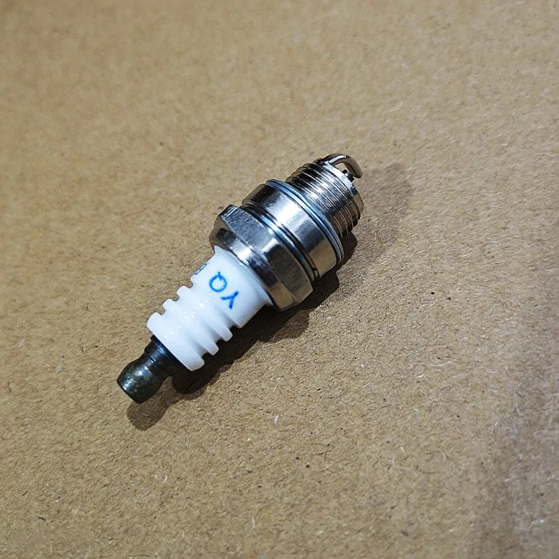 Spark Plug para Mac320l Mcculloch Mac Gbv325 Gbv345 M320 Gb320 Gbv345 M325 Ggv325 Mac Gb275 Parceiro Promac320x T330 1pc