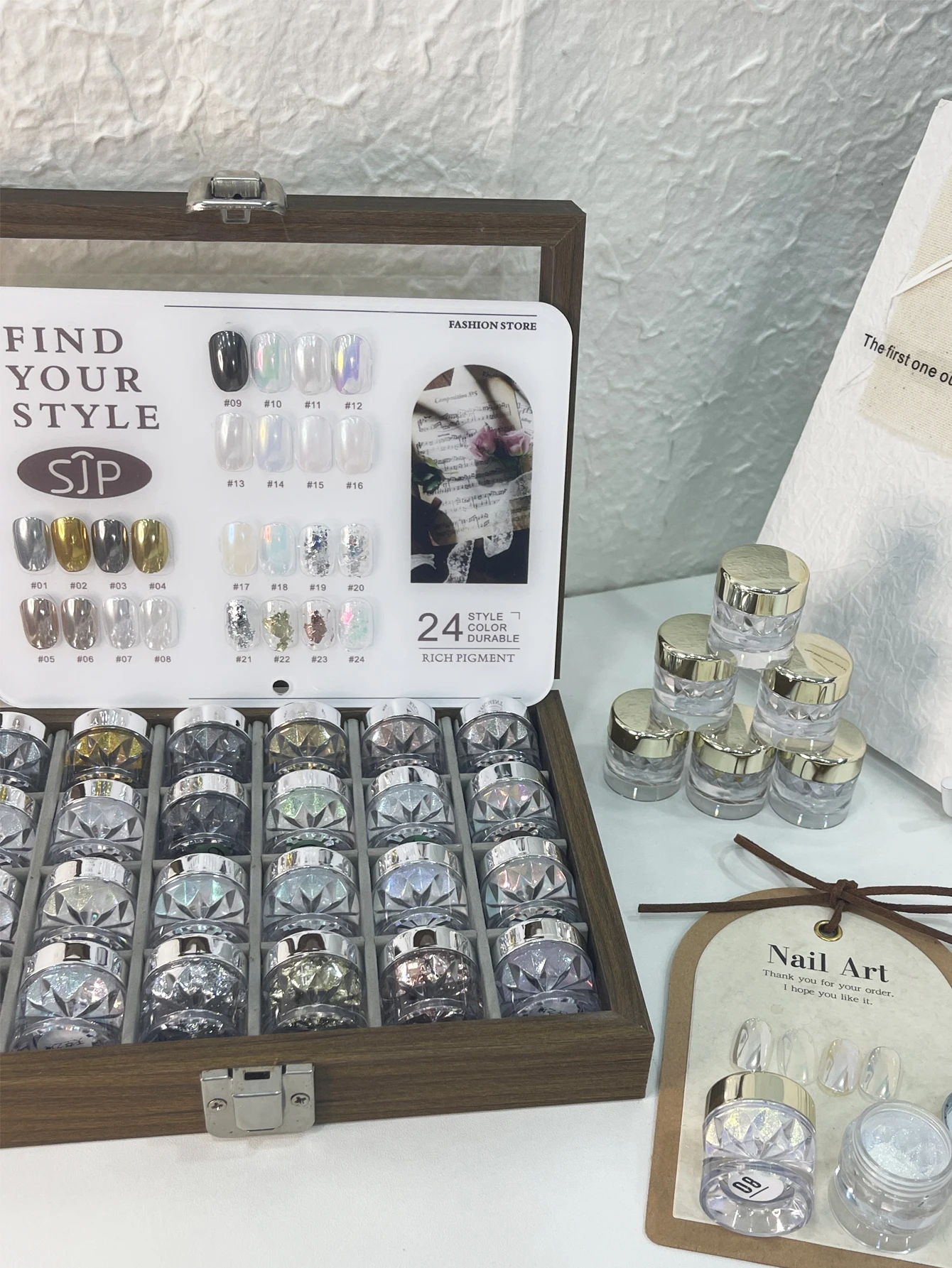 

24-Color Black, Gold, and Magic Mirror Pink Nail Art Set - DIY Nail Art, Artistic Nail Art, Charming Design, Includes Color Swat