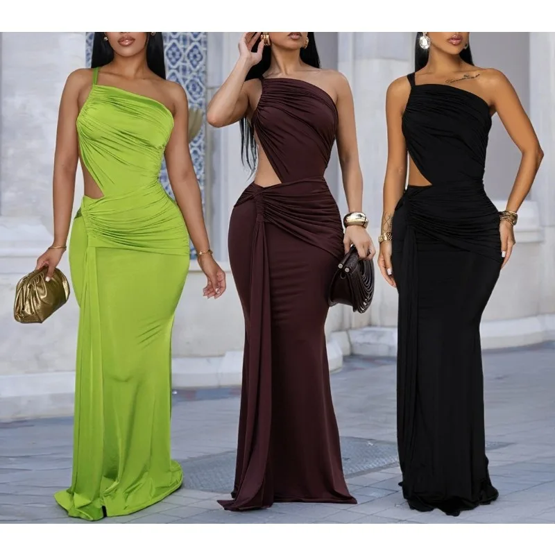 เดรสยาวทรงเข้ารูปสำหรับผู้หญิง ดีไซน์เปิดไหล่ข้างเดียว แต่งระบายช่วงหลัง โชว์หลังเปลือย  สำหรับฤดูร้อน ปี 2025 เหมาะสำหรับงานปาร์ตี้วันเกิด วันหยุดพักผ่อน และใส่ไปเที่ยวคลับ