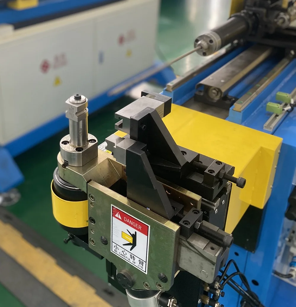CNC Mandrel Pipe Bender Tube Bending Machine For Household Industries And Auto Industries
