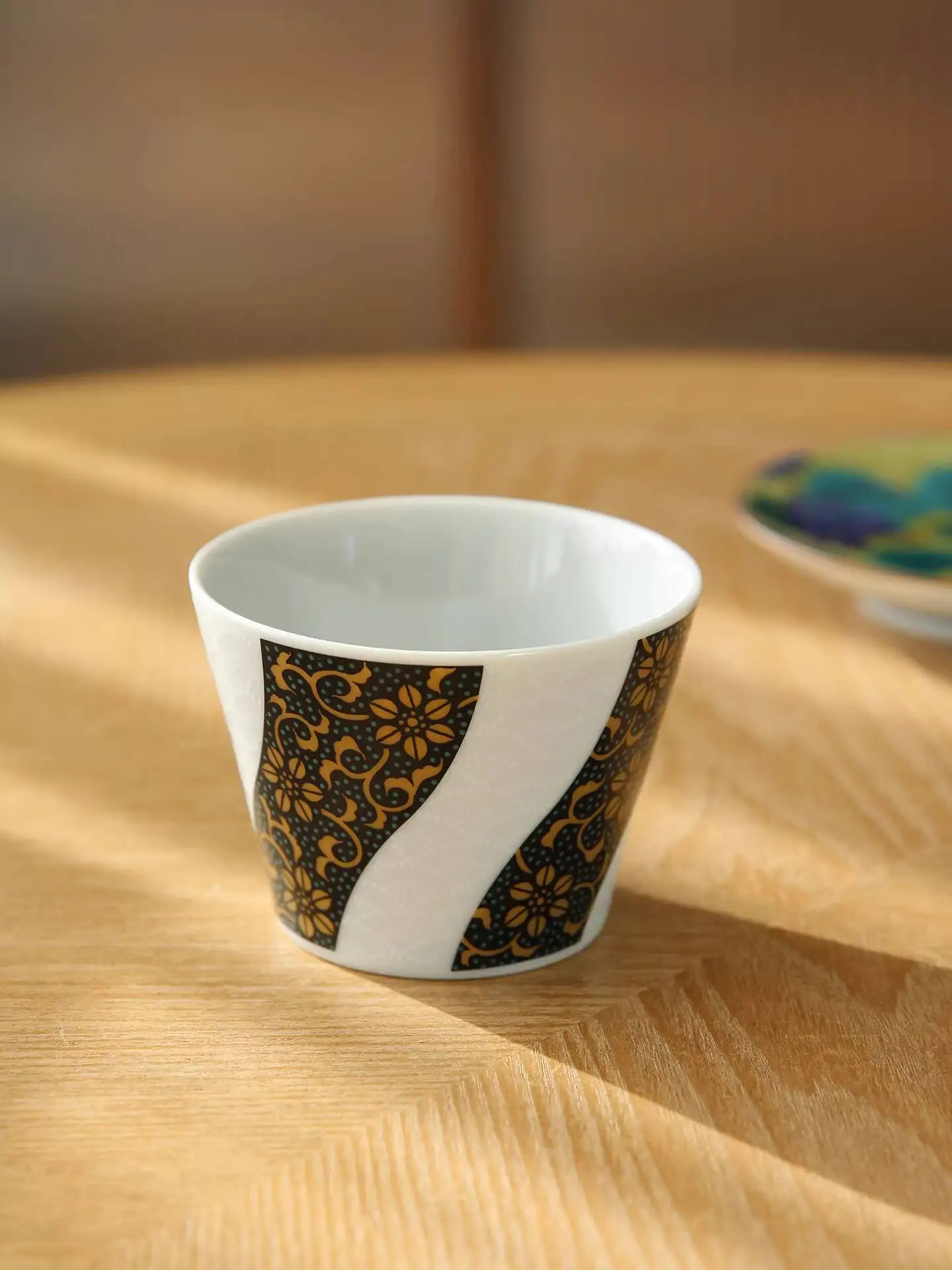 

In-Stock Imported Kutani Ware Green Tea Coffee High Aesthetic Handheld Cup Pig Mouth Japanese Food Serving Vessel