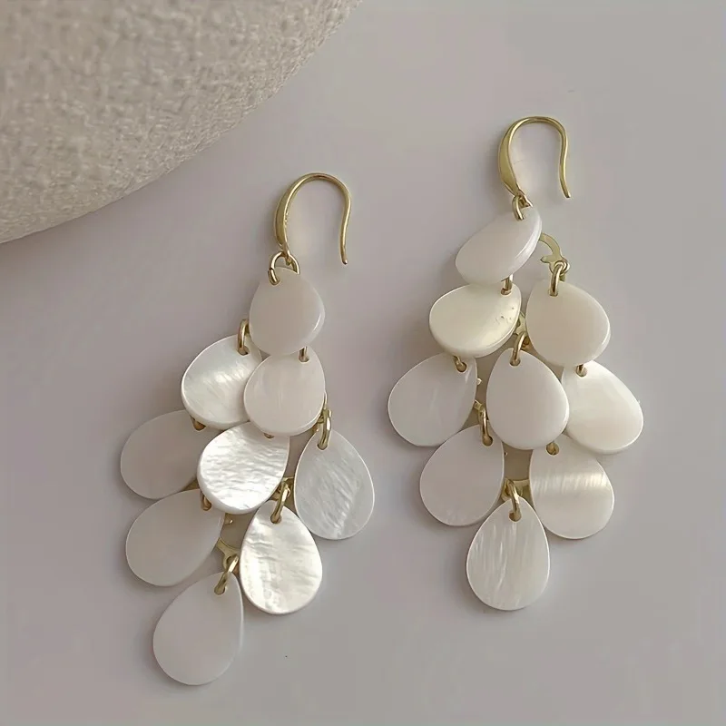 Elegant Fashion White Base Shell  Earrings for Women Korean Fashion Sweet Tassels Vintage Jewelry Mori Girl Style Simple Jewelry