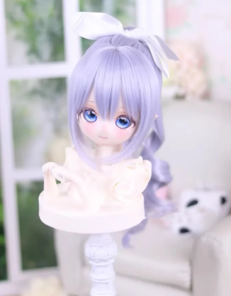 Die Bjd-Puppenperücke eignet sich für 1/3-Hochtemperatur-Seiden-Puppenzubehör mit langem, lockigem Haar und einzelnem Pferdeschwanz