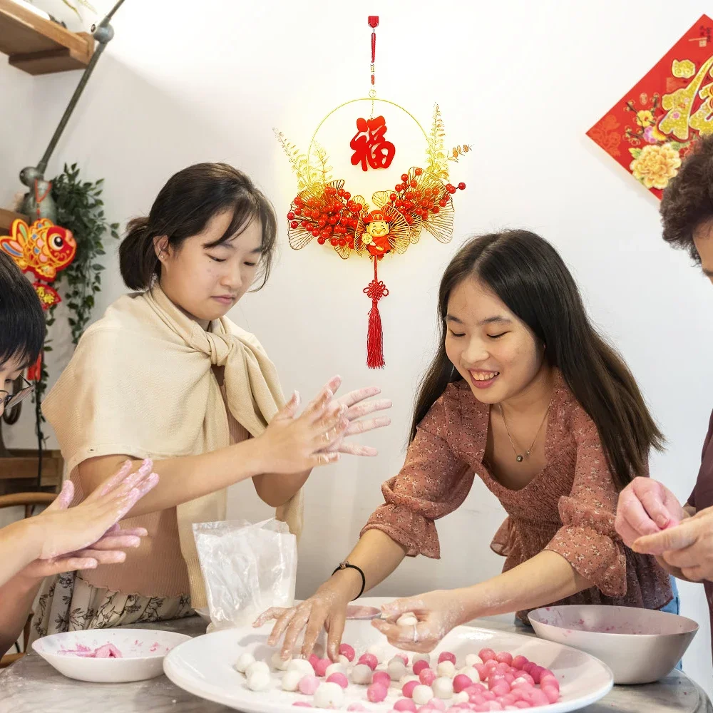 2026 السنة الصينية الجديدة لتزيين حفلات الزفاف ديكورات غرفة المعيشة لتزيين باب جارلاند المحمول المنزلي