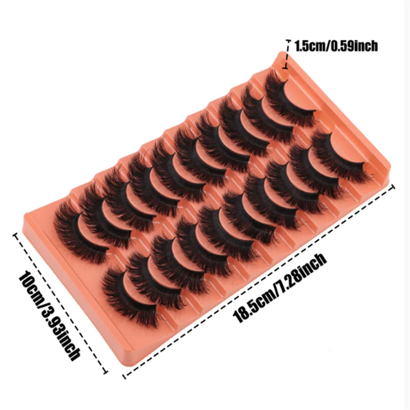 Um conjunto completo de 7 pares de cílios postiços filamentados naturais e grossos com aparência 3D realista e fofa.