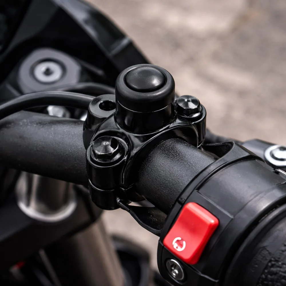 Interruptor de Guidão de Motocicleta 22mm 7/8" para Buzina, Farol e Luz Estroboscópica - Botão Momentâneo Universal para Acessórios de Moto