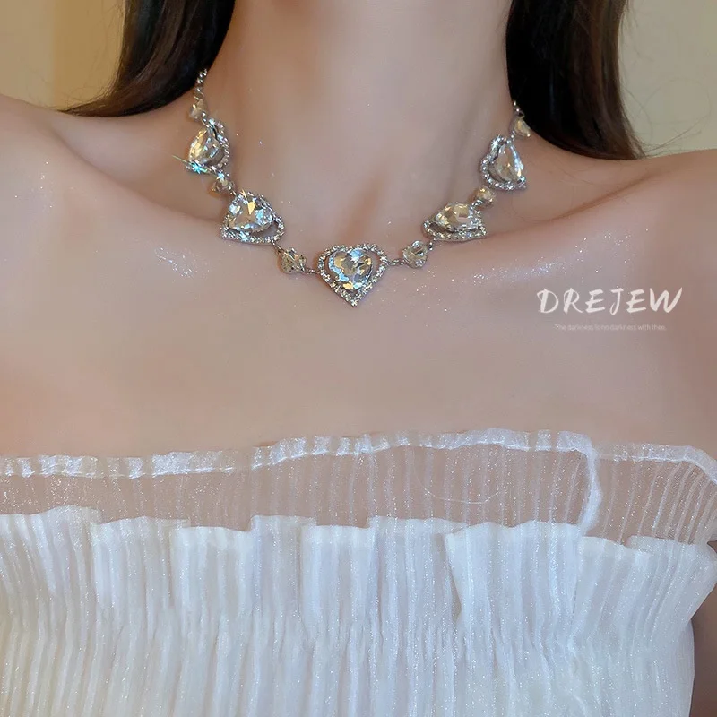 Exaggerated Niche Design Heart Zircon Spliced Necklace European American Fashion Temperament Jewelry Ornaments for Women