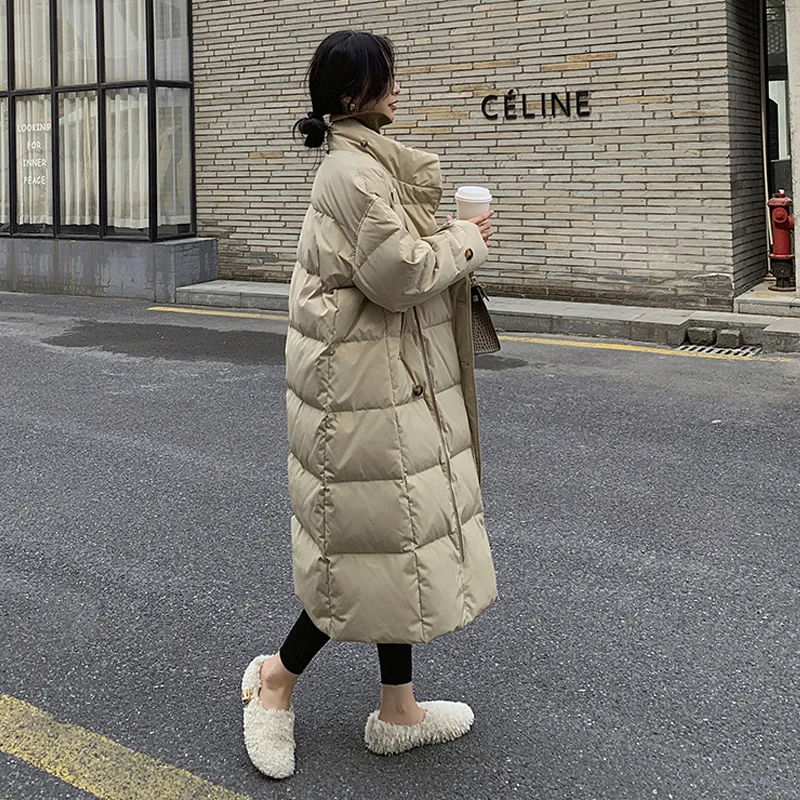 Cappotto invernale da donna coreano Giacca calda in cotone Parka di nuova moda di media lunghezza addensare Parka imbottito in cotone femminile Taglie forti
