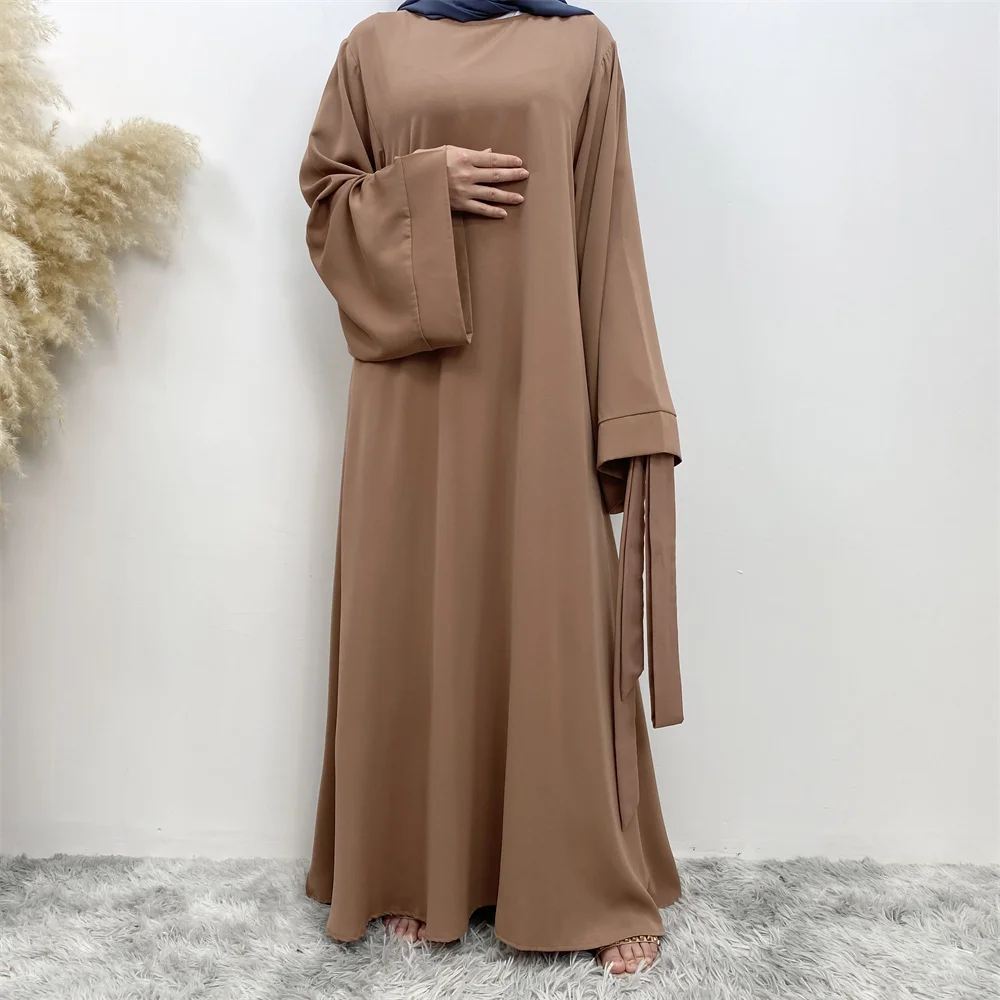 عباءة لُجَين (Lujain Abaya) S374b0b3a6f554c57b28c731dd9101fa29