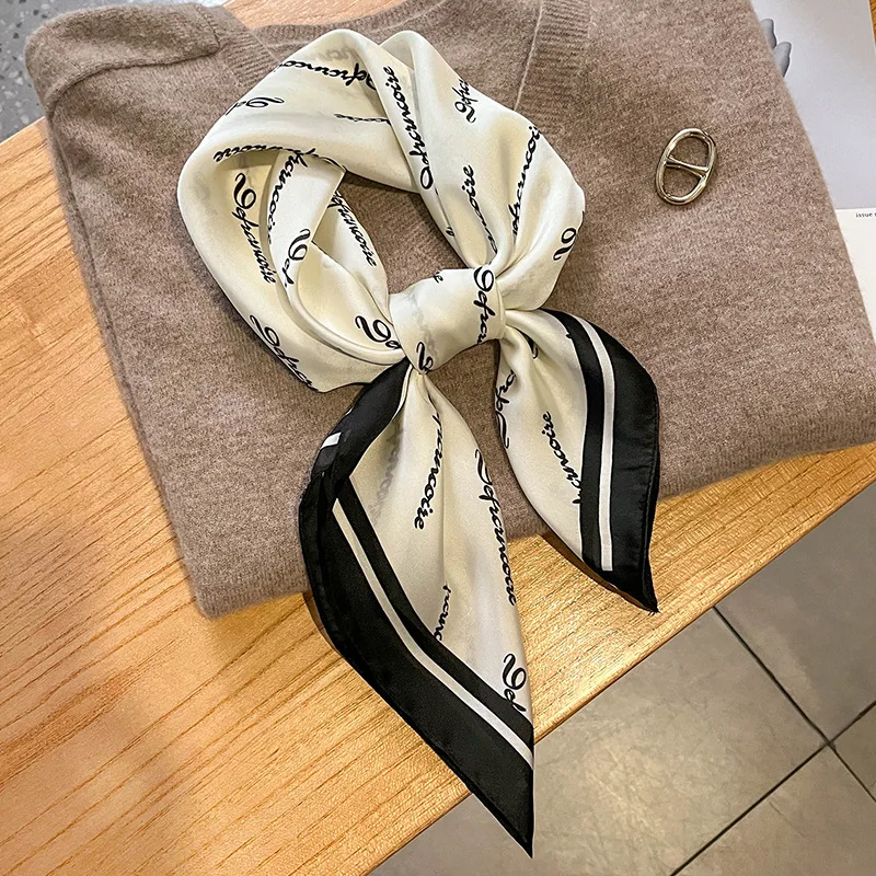 Foulard carré en soie imprimé populaire, 70cm, châle enveloppant, Hijab pour femmes, cheveux, poignet, Bandana, printemps, 2022