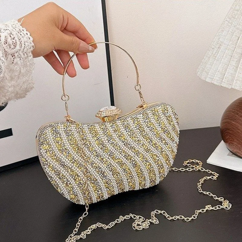 

Fashionable Women's Handbag Made Of Premium Leather Boasting Classic Paris Inspired And High-End Vintage Look​