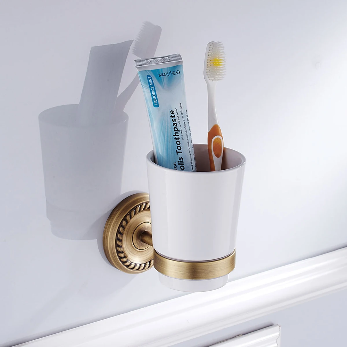 

1pc Wall Bathroom Bathroom Accessories Accessories Bronze Cup Holder Suction Toothbrush Organizer Brushing Storage F6718