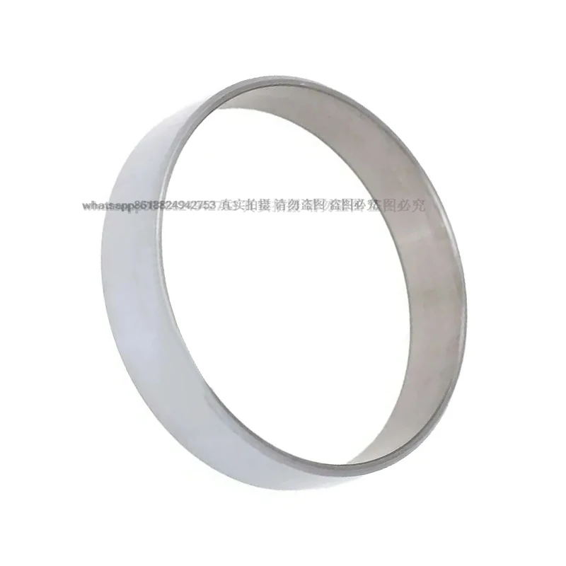 

Для запасных частей двигателя Kubota V3307, втулка уплотнения коленчатого вала