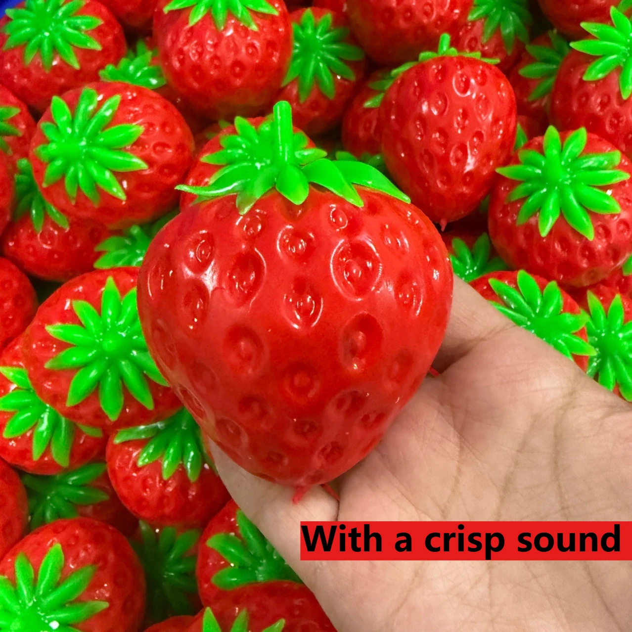 Formbares Erdbeer-Frucht-Squishy-Spielzeug, langsam aufsteigender, dehnbarer Stressball, Anti-Angst-Sensorik-Fidget-Spielzeug mit knusprigem Sound