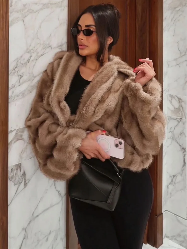 معطف سترة من الفرو الصناعي الفاخر من Tossy للنساء مع طية صدر السترة وسحاب متباين وأكمام طويلة معطف عالي الخصر ملابس خارجية من الفرو الصناعي للسيدات #4