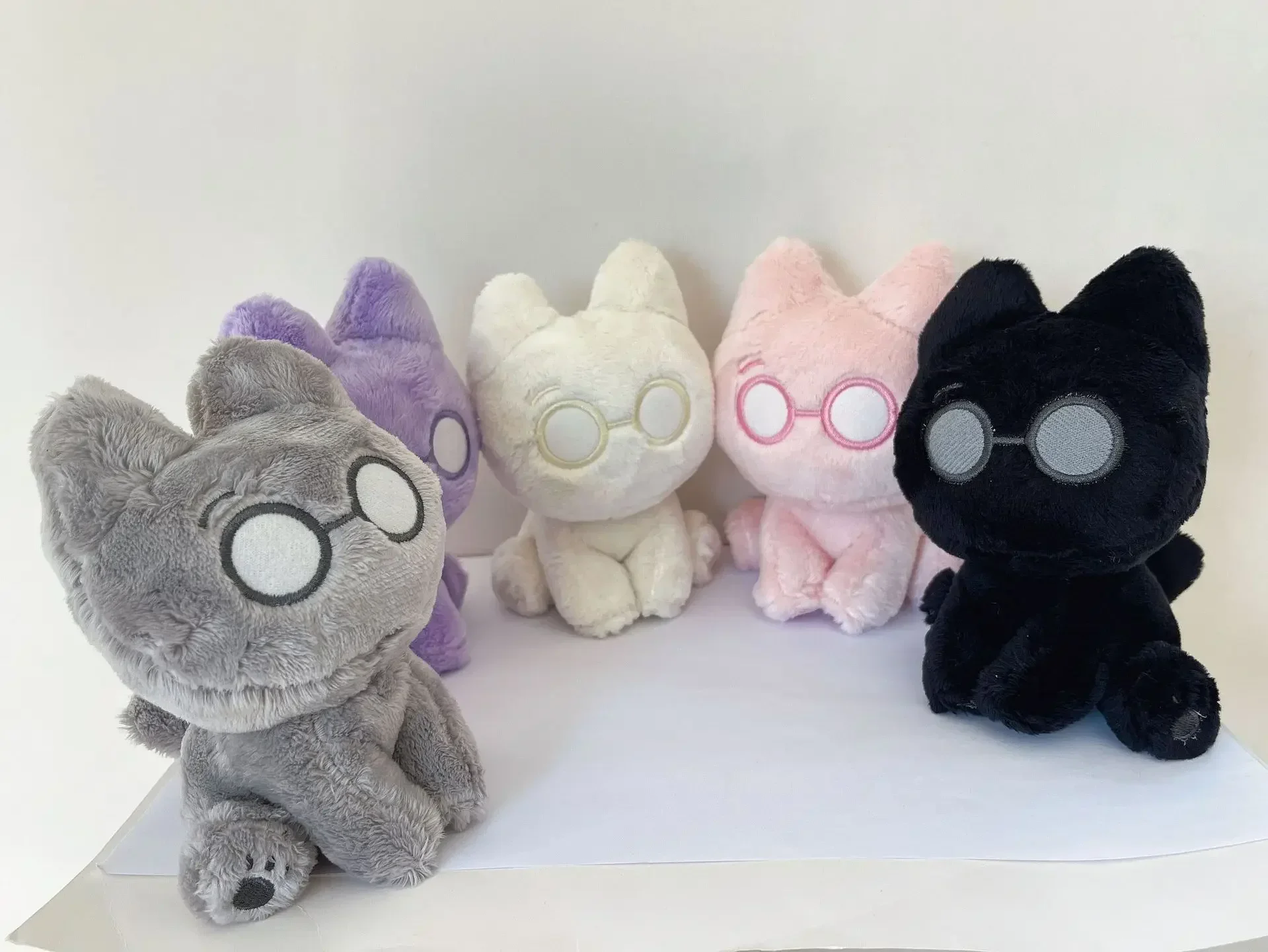 New 13cm Kpop seventeens WONWOO Plush Toy Cement Cat Stuff Doll Kawaii Cute Furniture Decoration Accessories Gifts