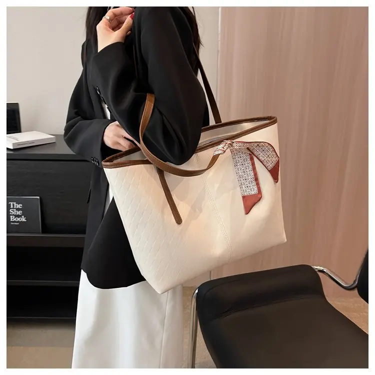 Luxury Brand Tote Bag Women Large Capacity Shopping Shoulder Bags Classic Bolsas De Mujer Handbags 2021 Designer Sac A Main Big