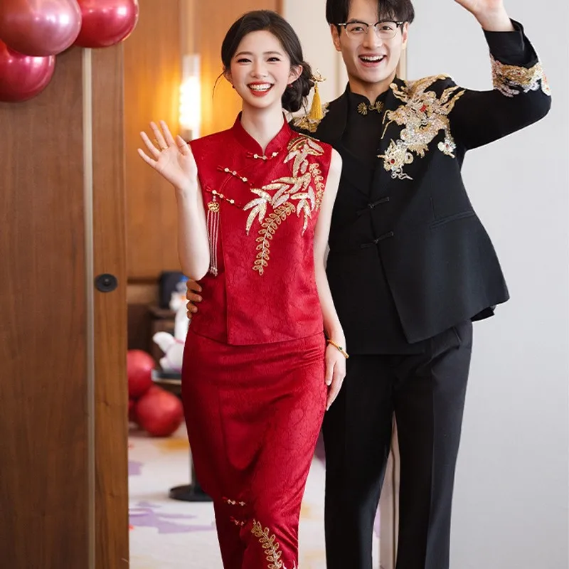

New sleeveless Chinese-style red banquet dress for toasting