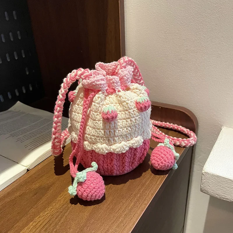 

Cute Strawberry Cake Pattern Knitted Small Crossbody Bag Versatile Drawstring Bucket Bag for Women