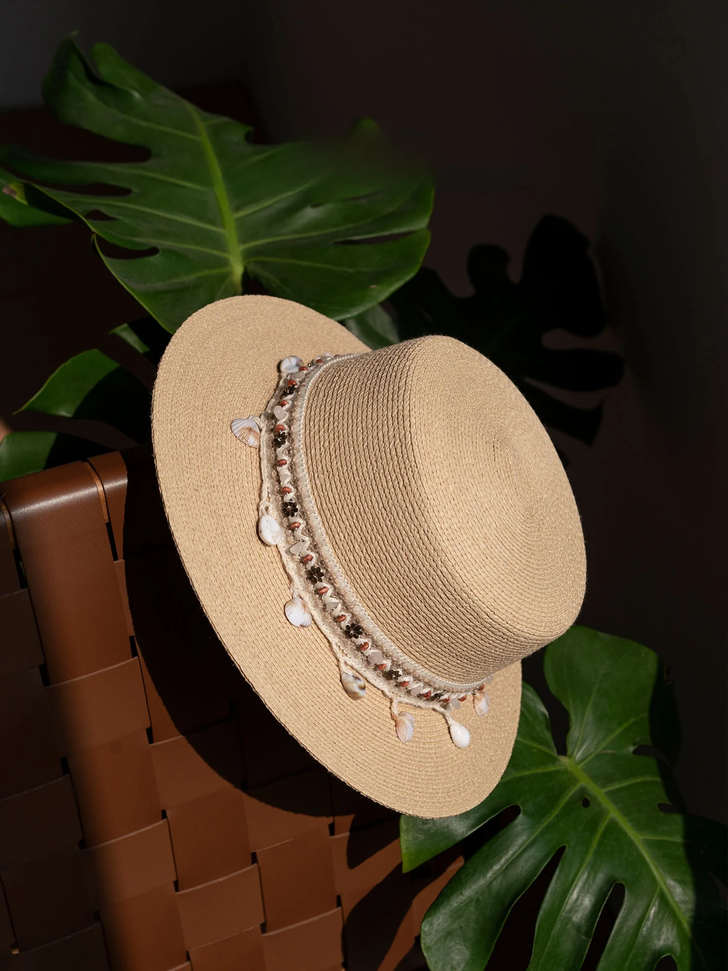 cappello-piatto-madhatter-in-rafia-stile-etnico-per-spiaggia-e-vacanze-protezione-solare-primavera-estate-regolabile-per-giovani-e-adulti