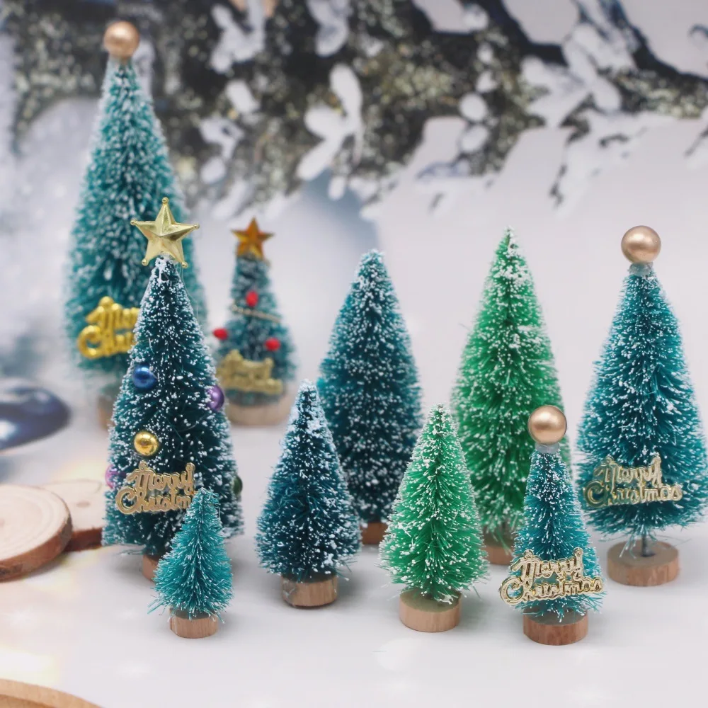 1Pcs "Merry Chrismas" Sisal Simulation Christmas Tree Miniature Scene Snowflakes Little Pine Needle