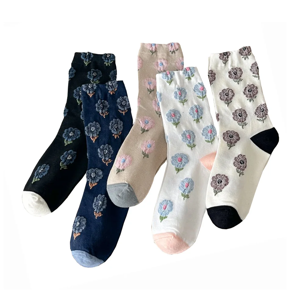 5 Paare/los Nette Blume Drucken Frauen Socken Mittleren Rohr Herbst Winter Lange Street Style Täglichen Sokken Frauen Mode Neue Dame socken