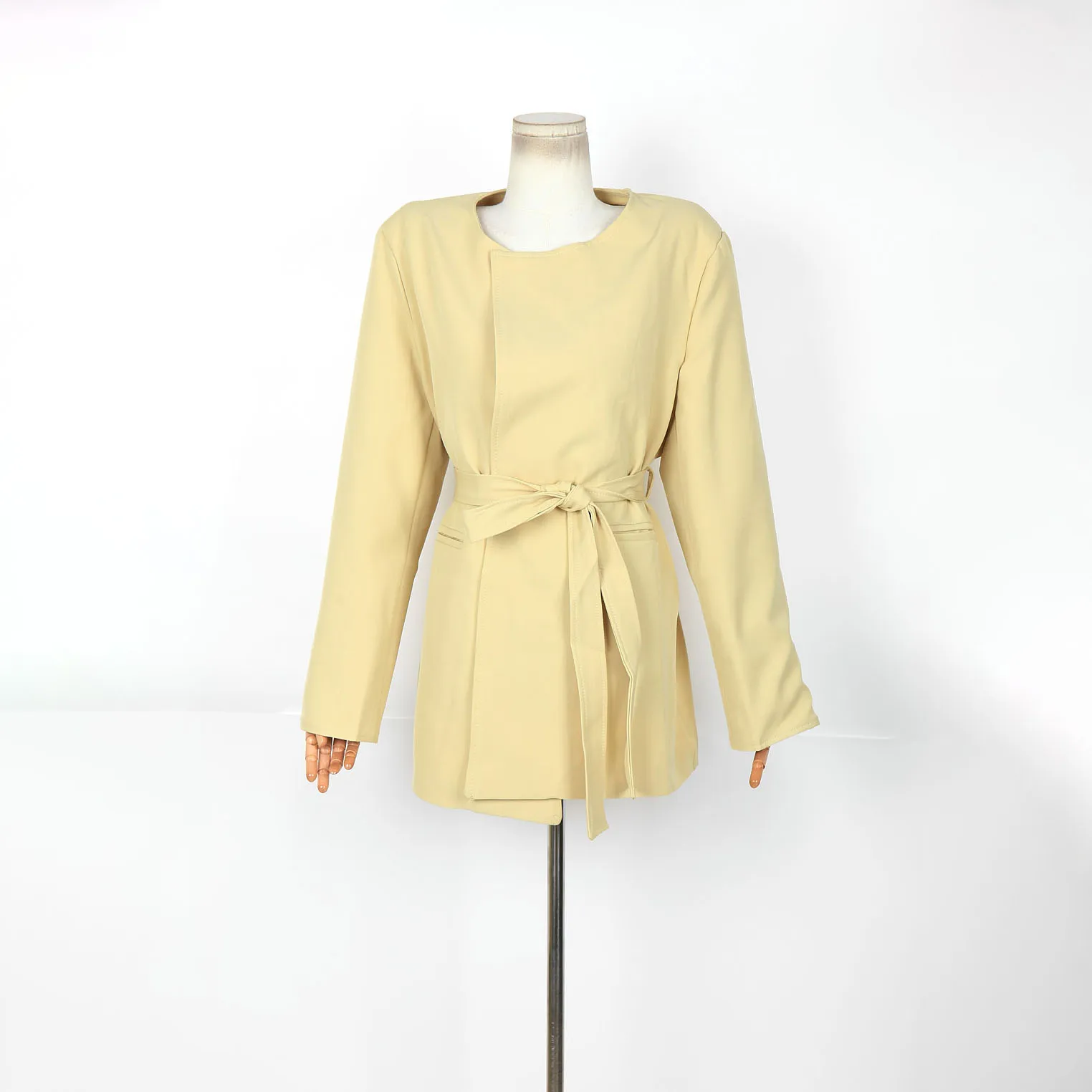 

2025 женский весенний бежевый асимметричный пиджак с поясом, элегантный офисный женский пиджак с длинными рукавами и завязками на талии, модная верхняя одежда