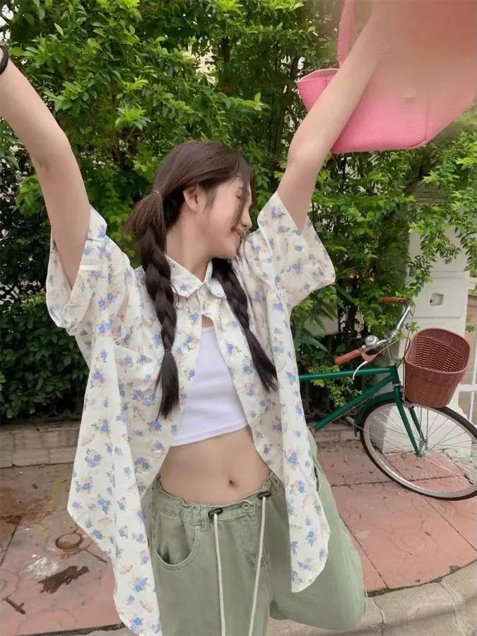 

Summer Floral Print Loose Women's irt ort Sve Vintage Versatile Small Size Sweet Sle Straight Cut Button up Casual Top