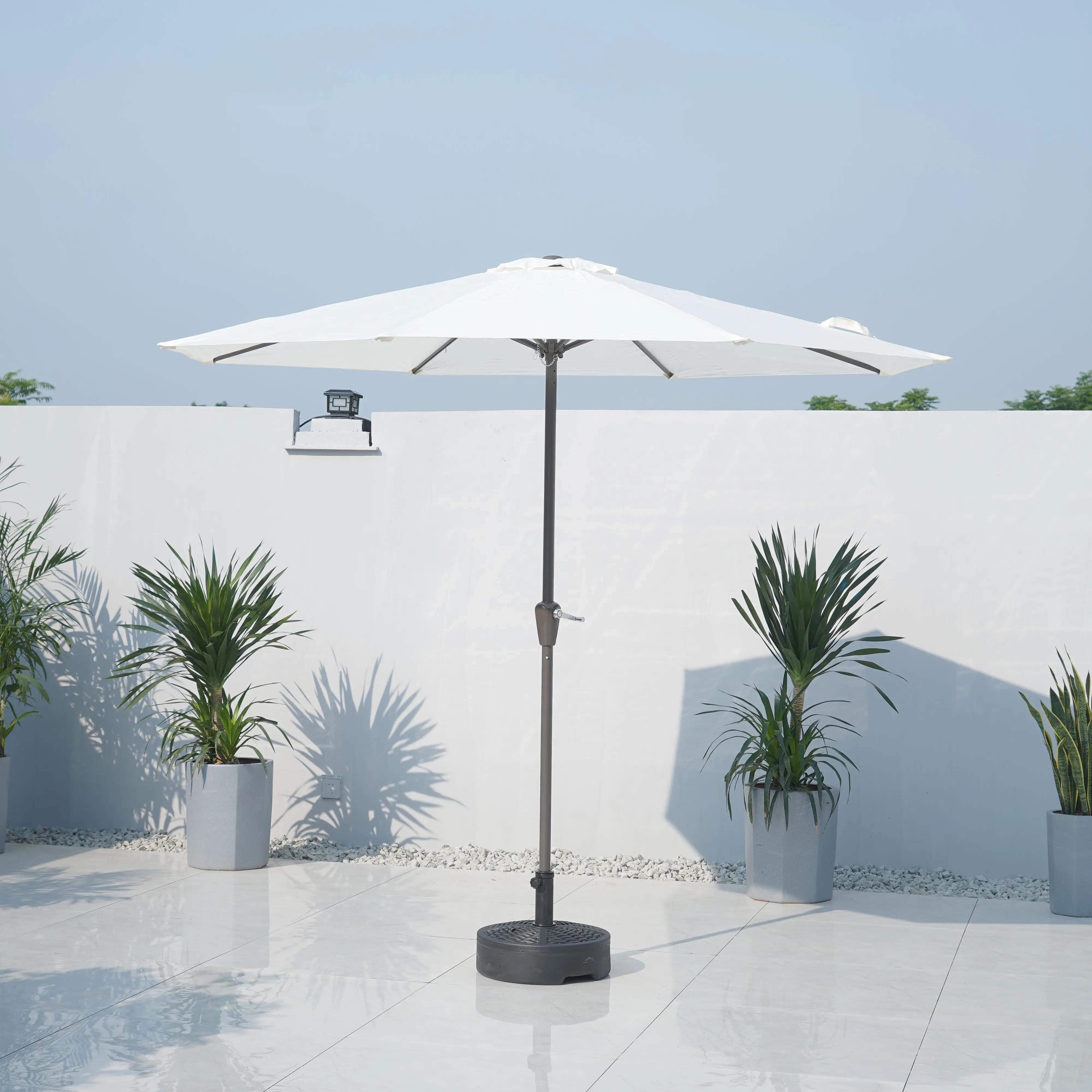 Outdoor parasol Central column umbrella Leisure courtyard Milk tea shop Villa base Camping Commercial rooftop garden