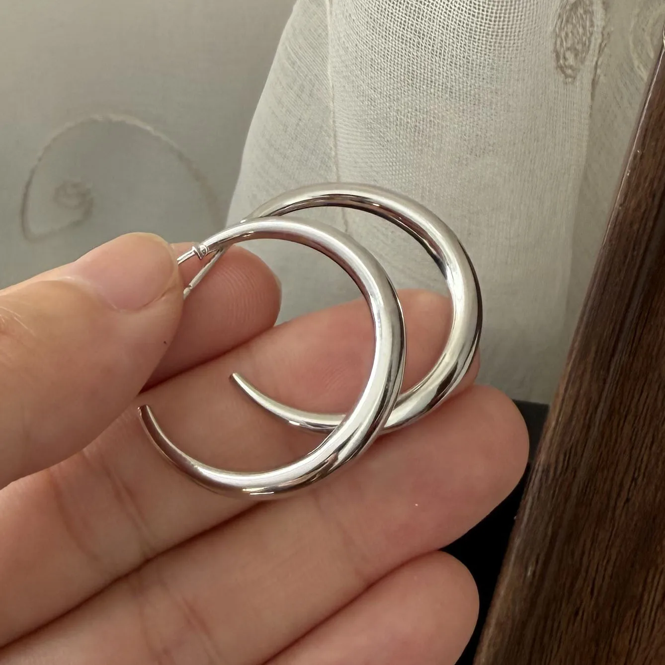 

Винтажные серьги из стерлингового серебра 925 пробы для женщин, модные простые золотые серьги в форме луны, ювелирные изделия, аксессуары для вечеринок для предотвращения аллергии