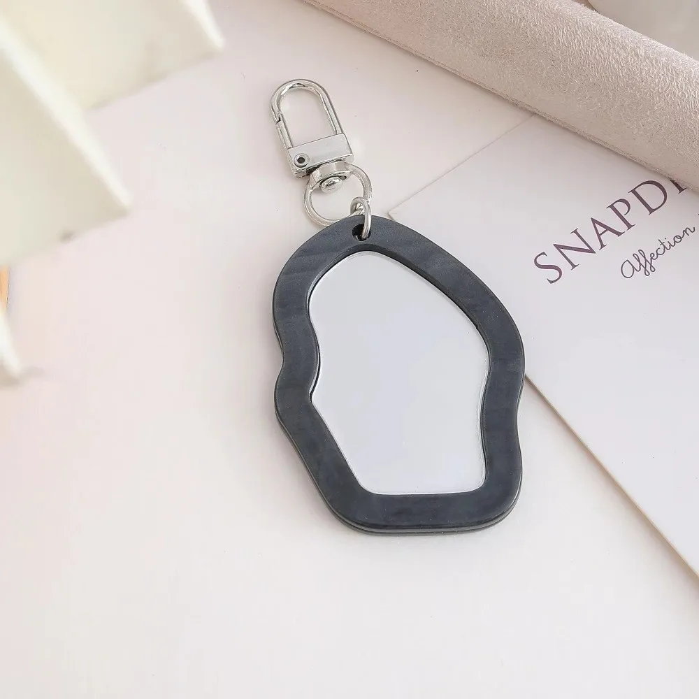 Irregular Design Makeup Mirror Keychain Resin Material Keychain Attachment Bag Charm Pendant Pendant Style