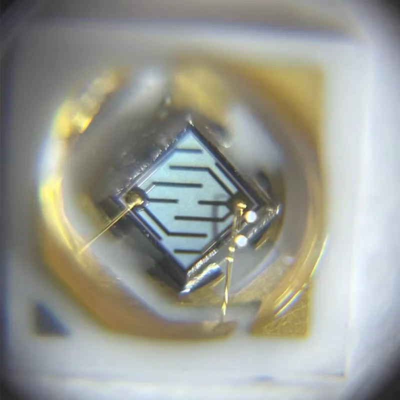 3W 3535 365nm Nichia NCSU276AT-0365, UV LED Flishlight Light Source view 4