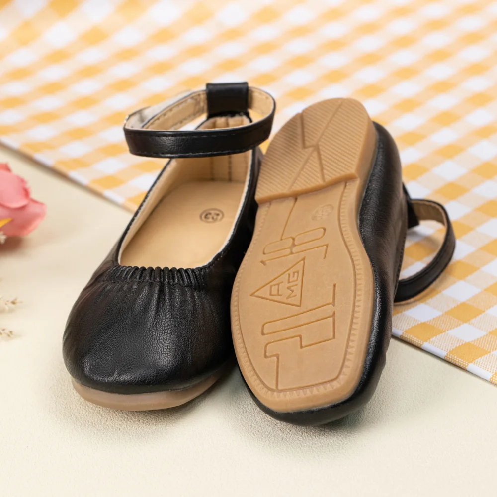 Nowe klasyczne buty księżniczki modne dziewczęce buty jednokolorowe uniwersalne buty ze skóry PU antypoślizgowe miękkie dno dziewczęce buty lightwei