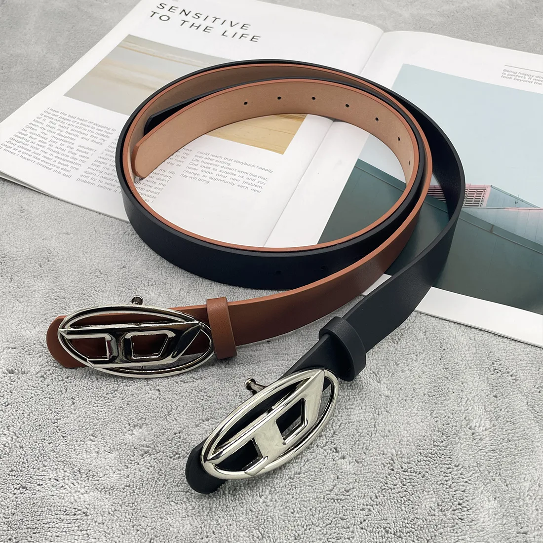 Nuova cintura da donna retrò versione coreana cintura in PU pantaloni da lavoro slim da donna cintura jeans semplice e versatile da donna