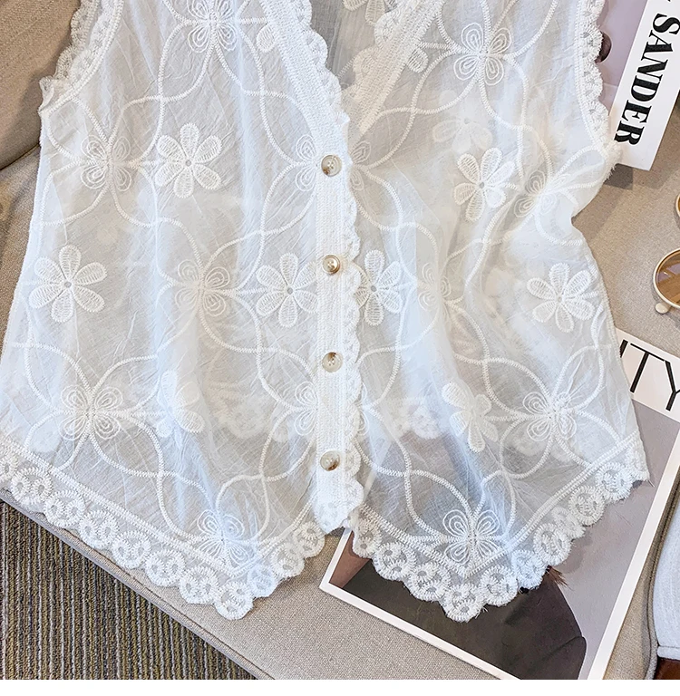 ผู้หญิงดอกไม้เย็บปักถักร้อยผ้าฝ้าย Boho แขนกุดฤดูร้อน Beige สีขาวลําลองหลวม V คอบาง SHEER Tank Top