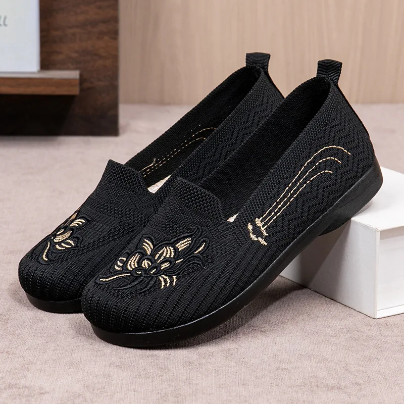

Middle Aged and Elderly Lazy Women's Shallow Mouth Flat Shoes for Spring and Summernew Breathable Meshembroidered Mother's Shoes