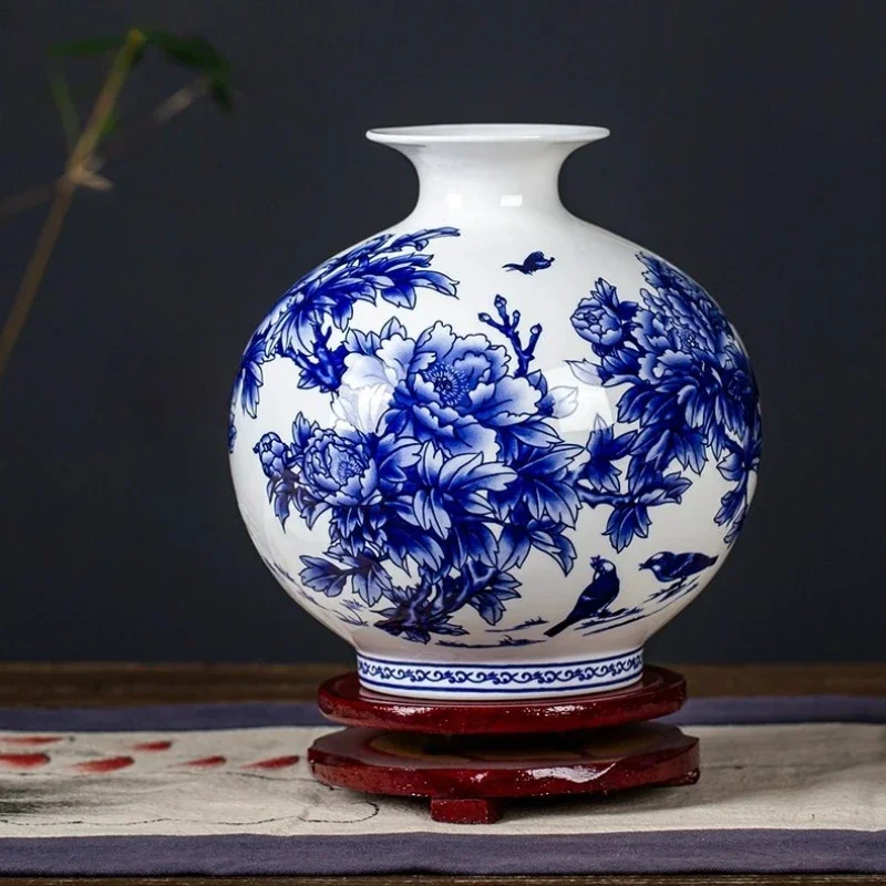 

Jingdezhen Blue White Porcelain Vase Fine Bone China Peony Decorated High-Quality Ceramic Traditional Chinese Vase