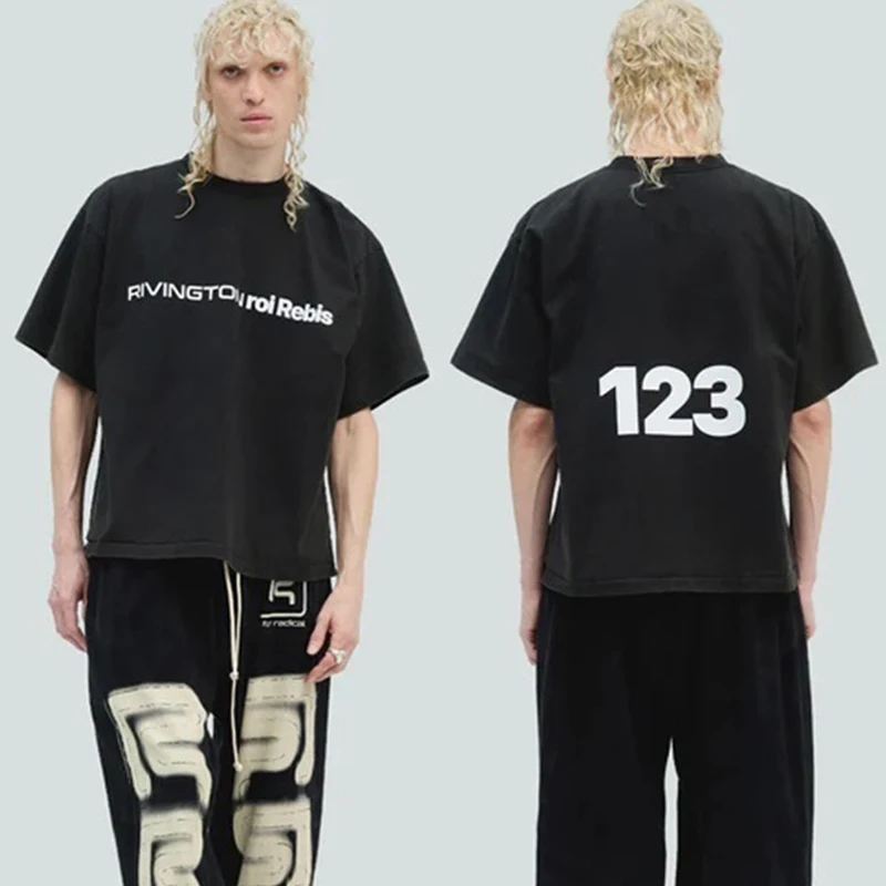 26SS بسيط كلاسيكي شعار طباعة قصيرة ولكن واسعة RRR 123 تي شيرت الرجال النساء للجنسين خمر غسلها الأسود المتضخم RRR123 تي شيرت المحملة