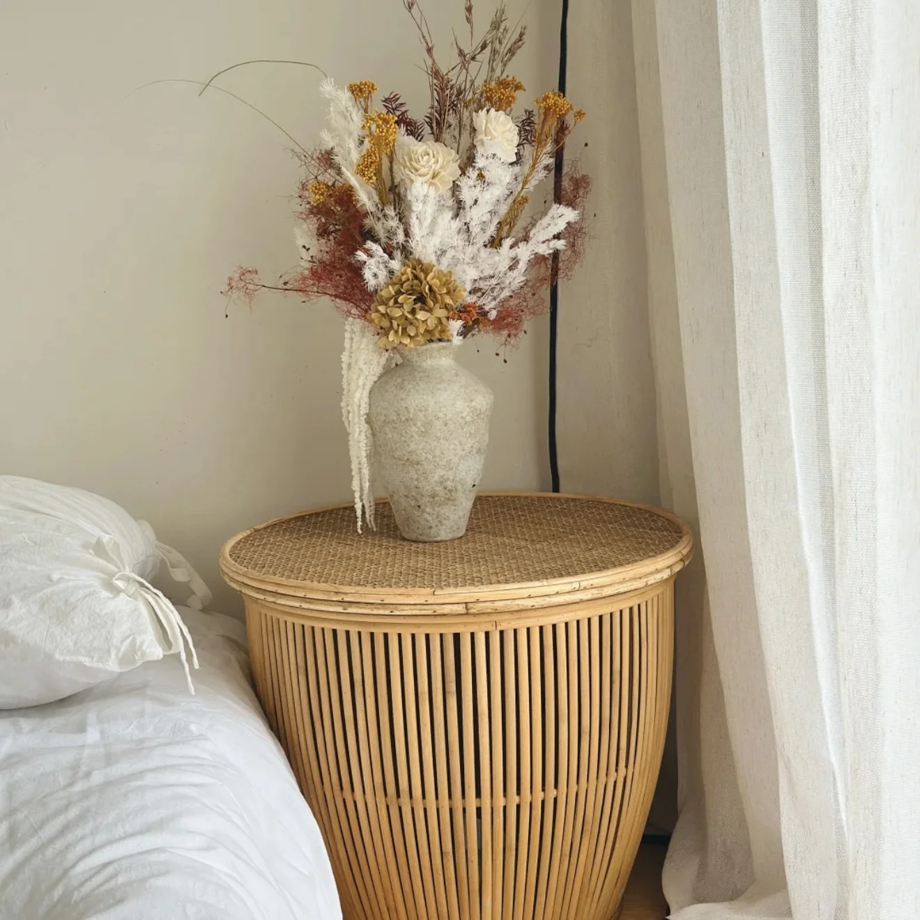 

Handmade rattan bamboo coffee table, side table storage pastoral style log style B & B home